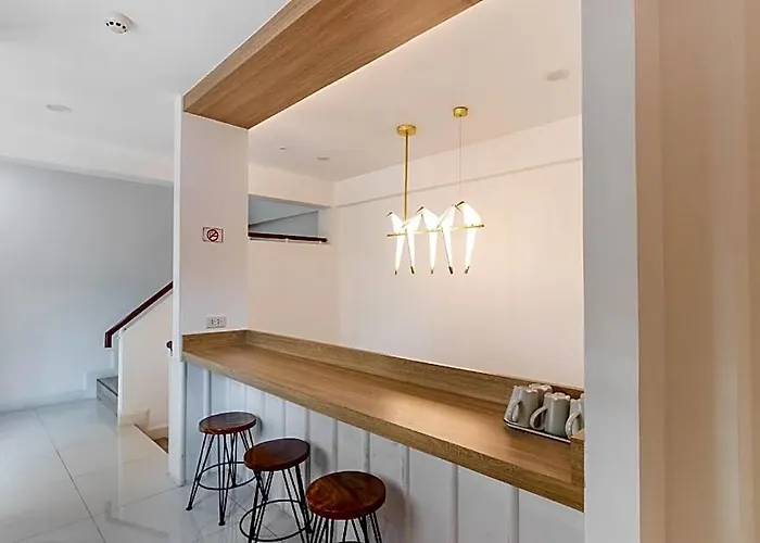 Hotel Oyo 753 Atnest