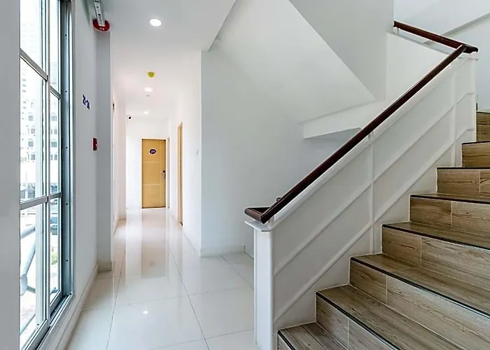 Hotel Oyo 753 Atnest Bangkok